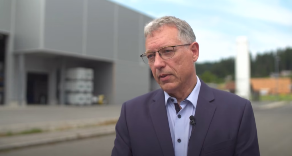 Peter Kosin Miheu Video