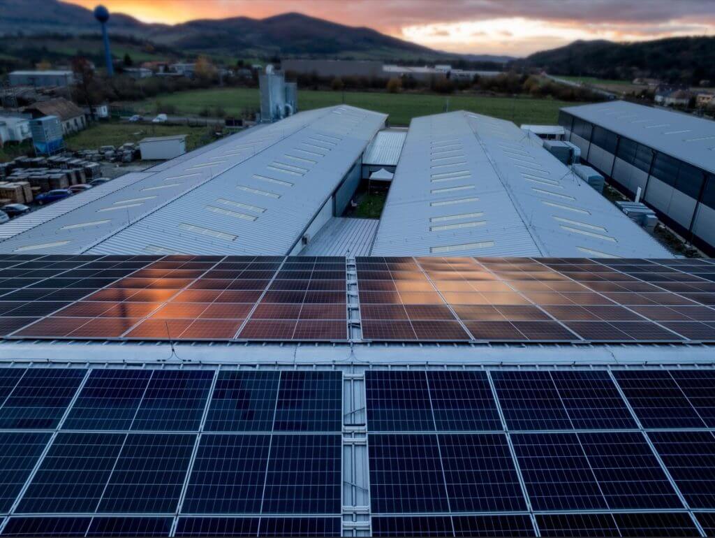 inGenious Link - solar plant and energy storage